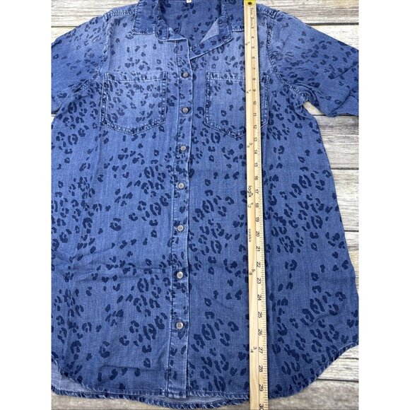 Side Stitch Button Front Tunic Roll Tab Sleeve Size XS Blue Animal Print A381343 - Picture 8 of 12